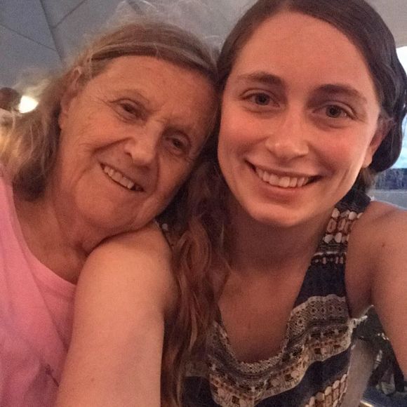 Meet your Posher, Rissy - Picture 1 of 1